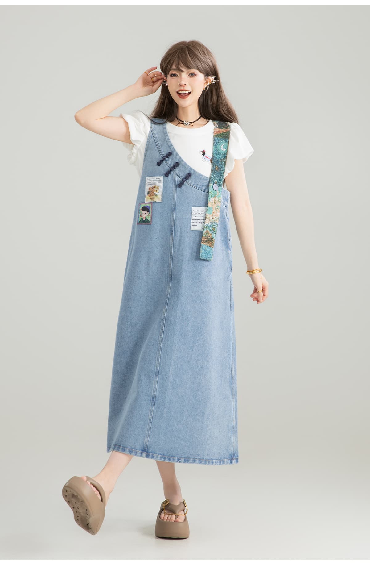 スカート ワッペン付き ゆったりデニムジャンパースカート