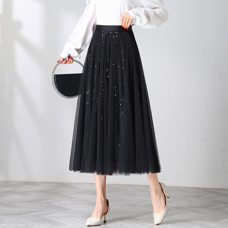 キラキラ星空チュールスカート
