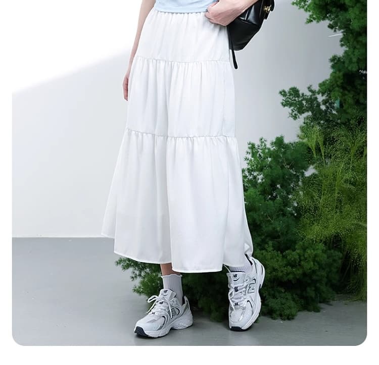 三段ティアードマキシスカート