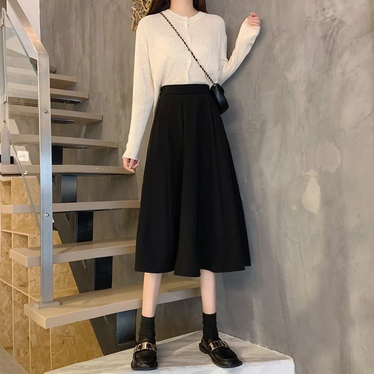 スカート 上品な広がりが美しいハイウエストロングスカート