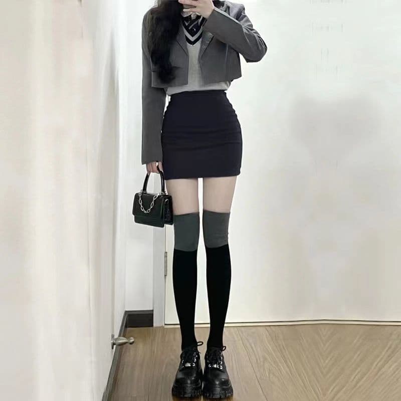スカート すっきりシルエットタイトミニ