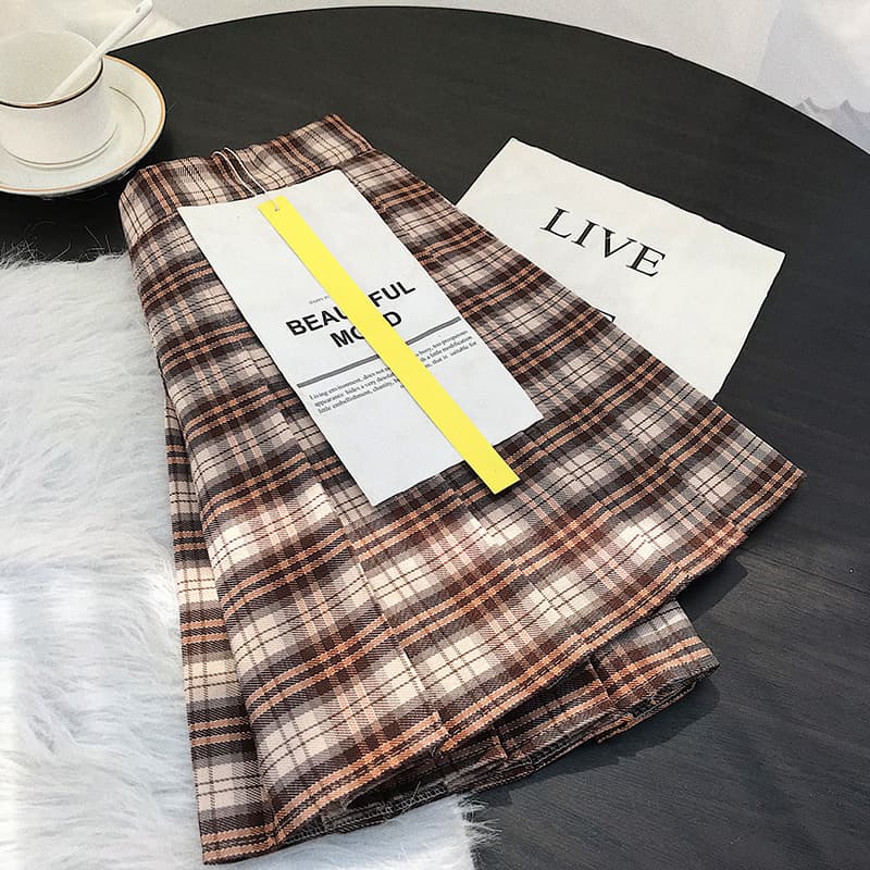 上品チェックプリーツスカート