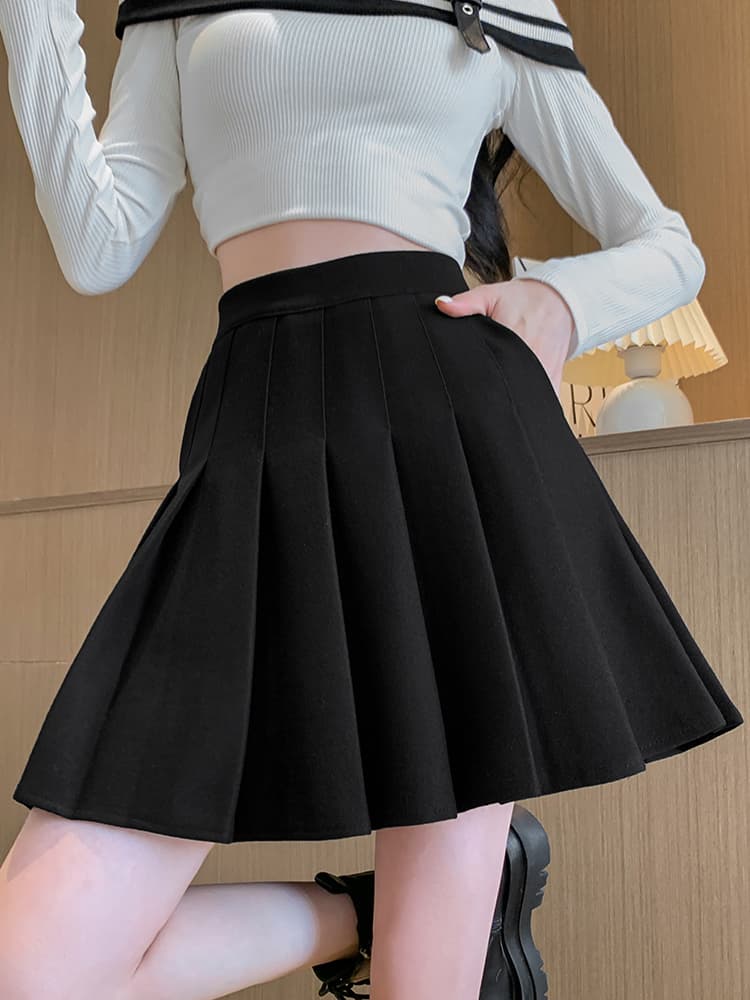 クラシカルプリーツミニスカート