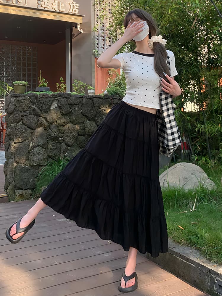 優美なティアードチュールスカート
