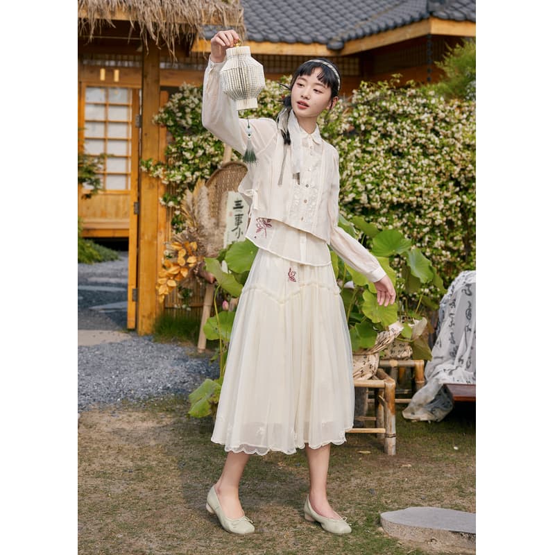 ふんわり優美チュールスカート