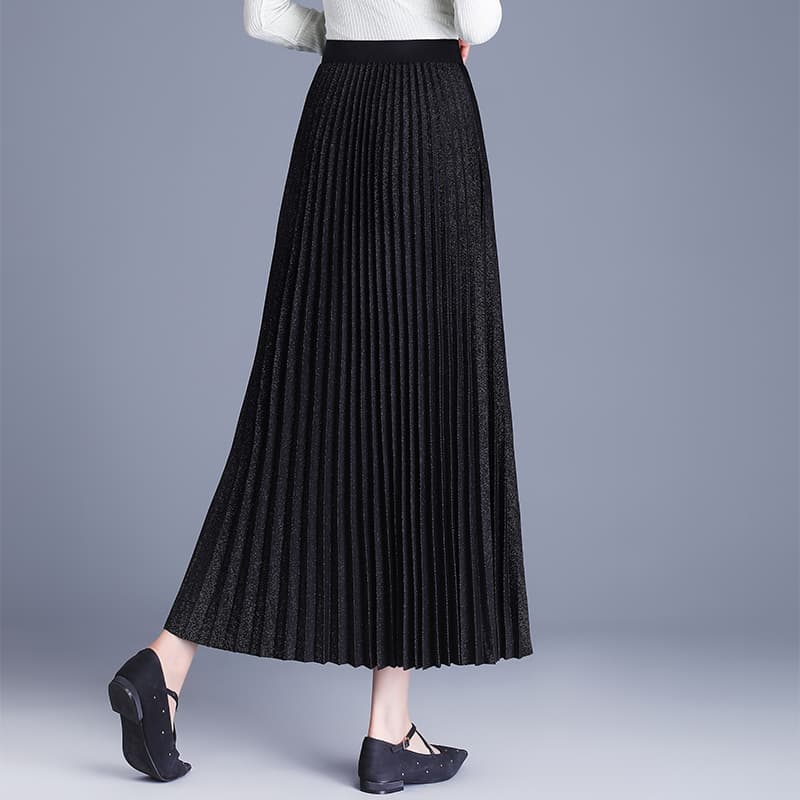 艶やかロングプリーツスカート
