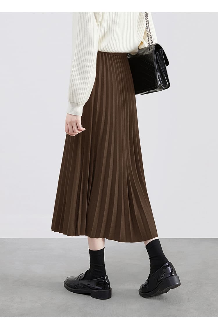 優美なミディ丈アコーディオンプリーツスカート