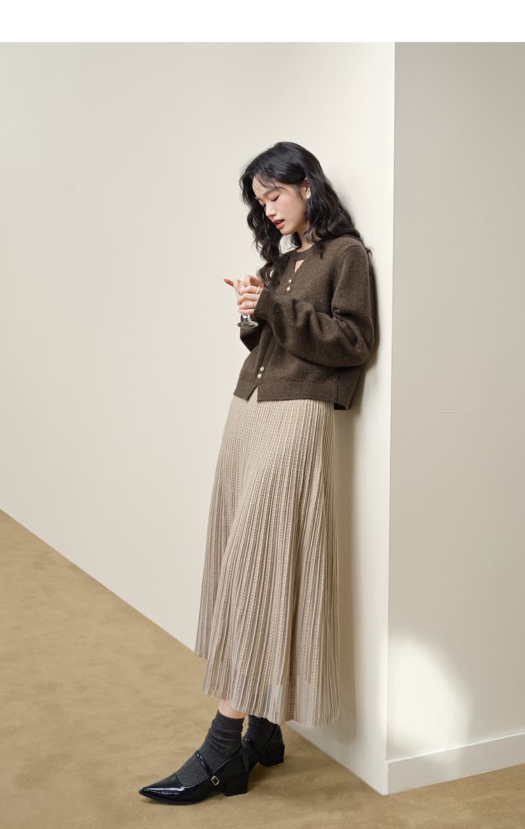 なめらかプリーツチュールロングスカート